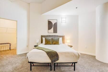 Cozysuites - 2Br With Direct Skybridge Access #1 Indianapolis Buitenkant foto
