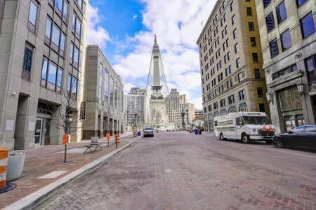 Cozysuites - 2Br With Direct Skybridge Access #1 Indianapolis Buitenkant foto